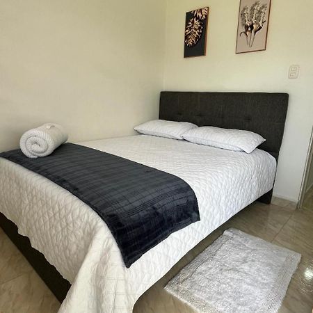 Casa Bonita Salento - Suite Para Parejas O Alojamiento En Grupos Eksteriør billede
