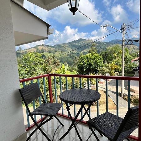 Casa Bonita Salento - Suite Para Parejas O Alojamiento En Grupos Eksteriør billede